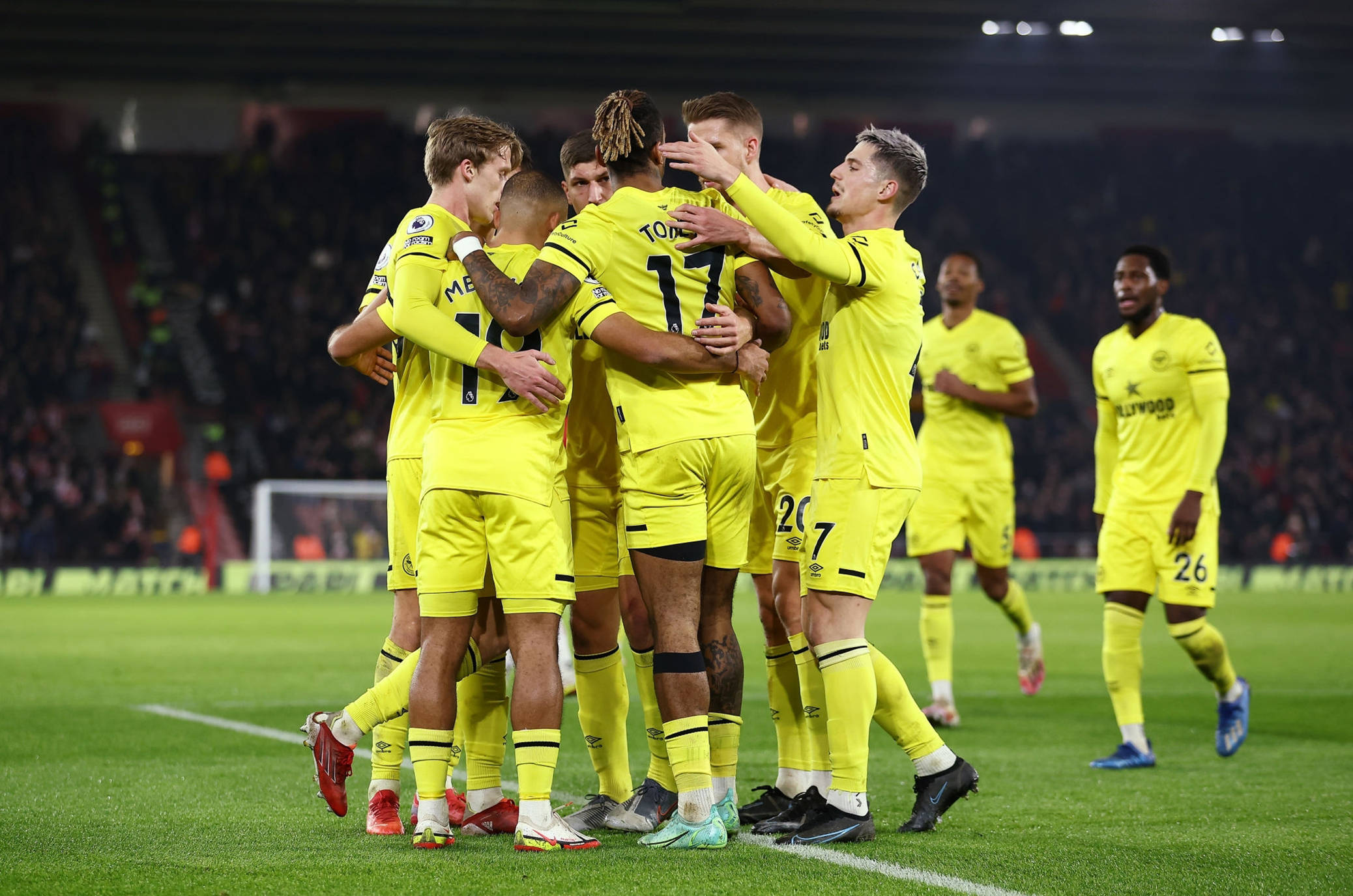 们的战术理 们的战术理